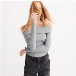 NWT sm grey foldover off the shoulder ribbed top